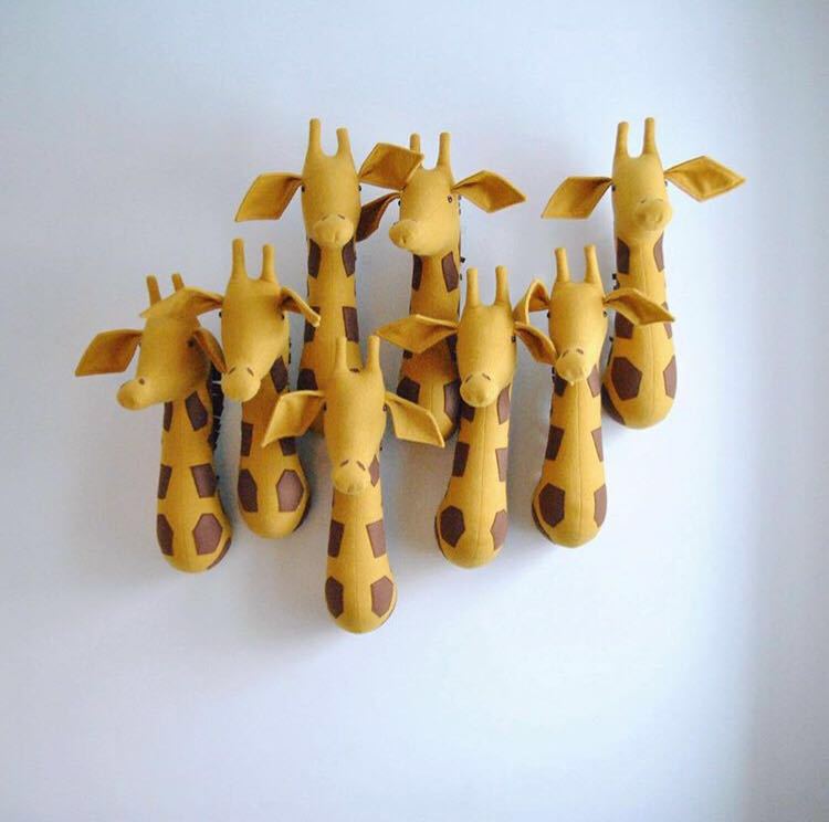 Adorable Giraffe Plush Toy Wall Hanging for Kids Room Decor