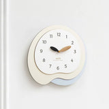 Simplicity Silent Pared Clock Decoration