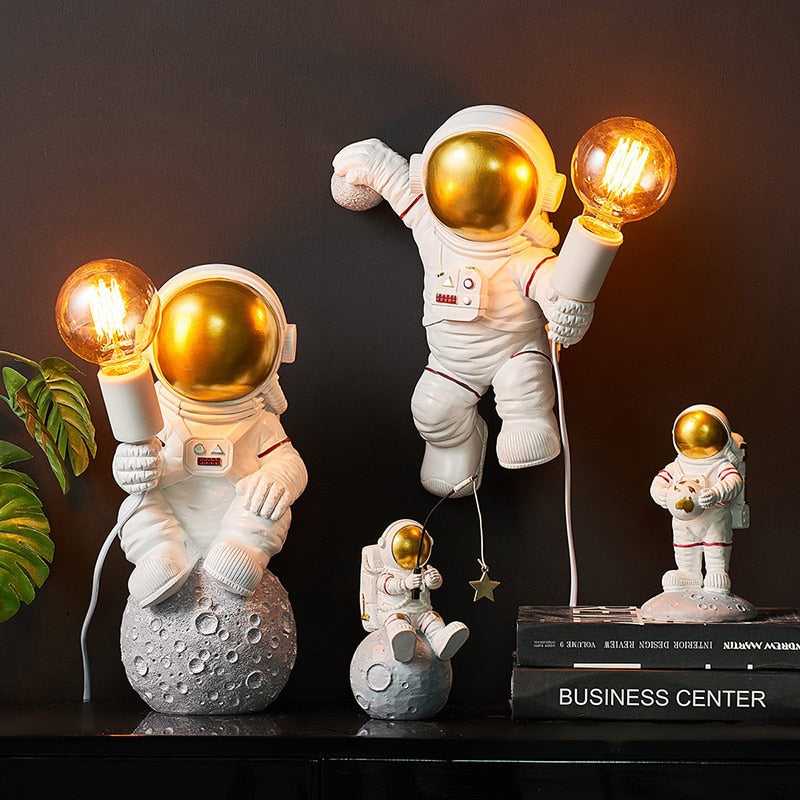 Astronaut Model Night Light Resin Bedside Table Lamp