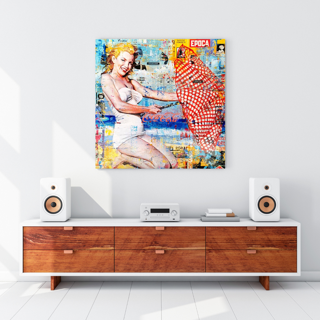 Beach Lovers: Marilyn Poster – Unmatched Beach Vibes