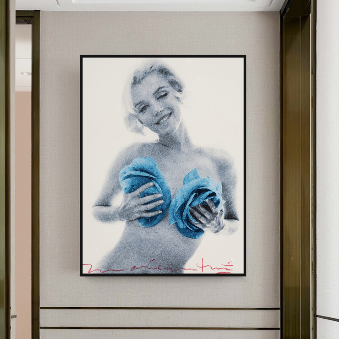 Blaue Blumen Marilyn Poster – Lebendige florale Kunstdrucke