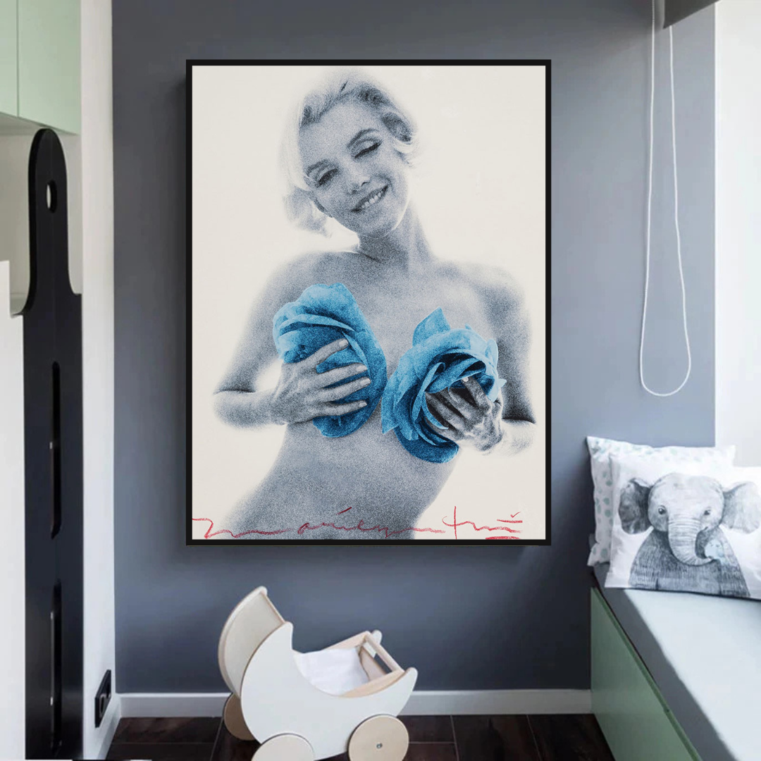 Blaue Blumen Marilyn Poster – Lebendige florale Kunstdrucke