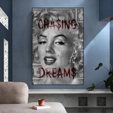 Chasing Dreams: Marilyn Poster – Entdecken Sie ikonische Schönheit