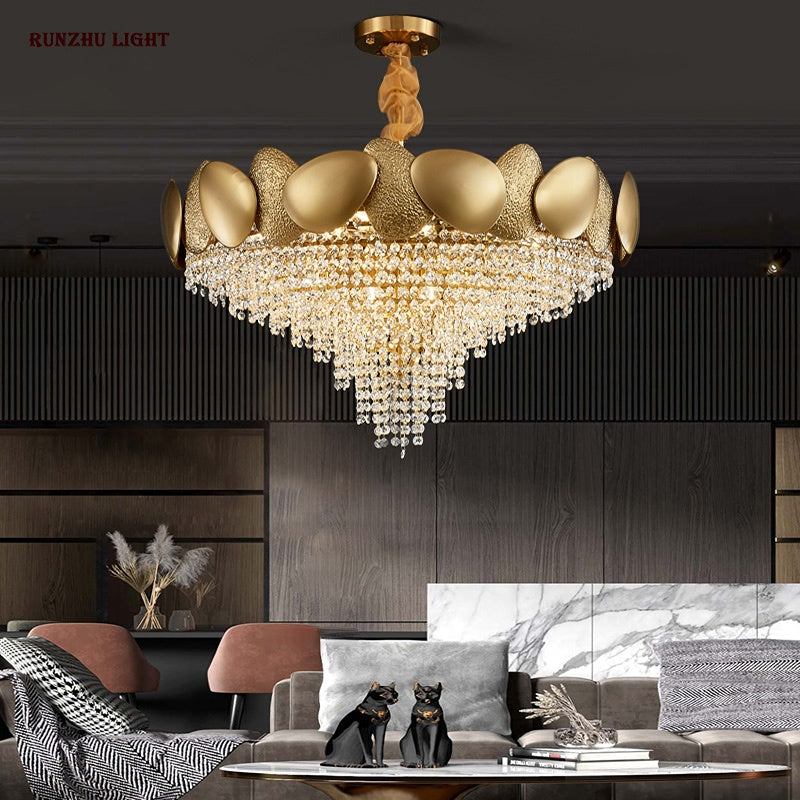 Lustre à suspension en cristal : illuminez avec élégance