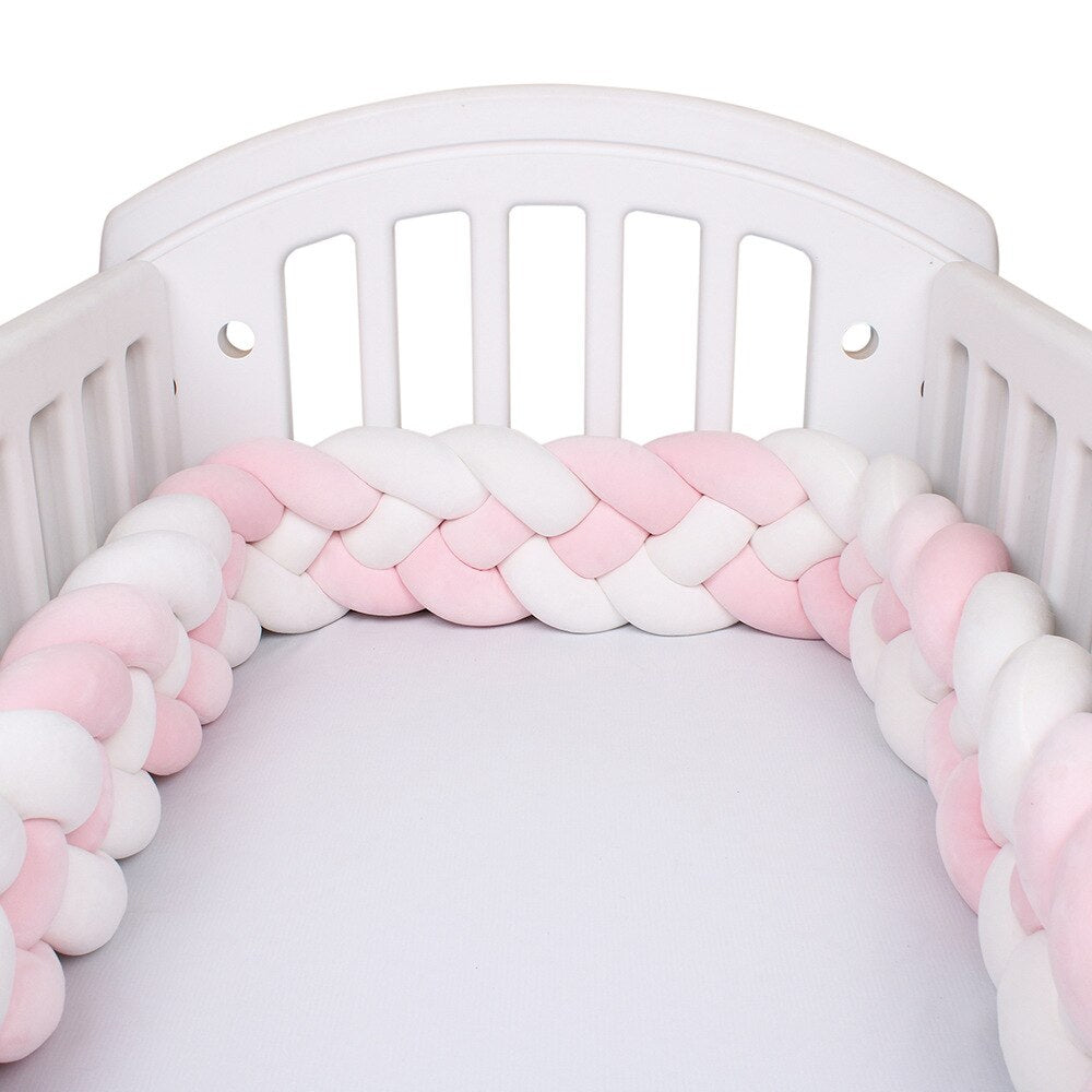 Designer Cot Bumper: Crib Bumper for Stylish Nurseries