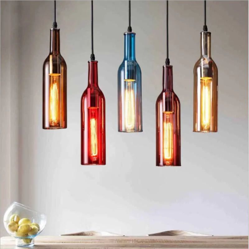 Élevez votre décor avec la suspension LED créative en forme de bouteille de vin