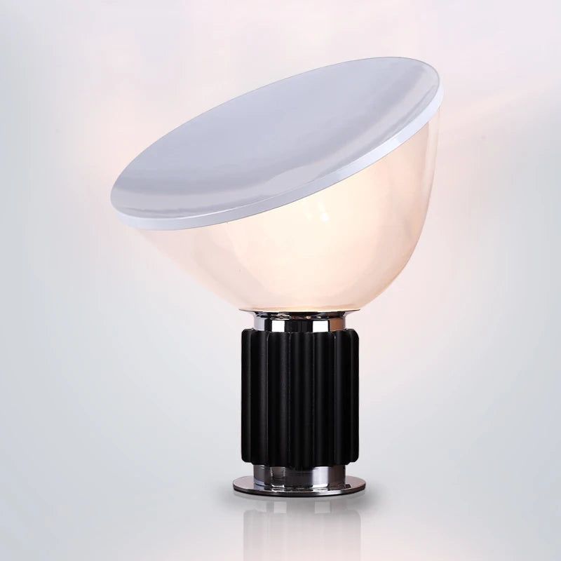 Italienische Flos Radar LED-Lampe mit Glasschirm