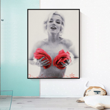 Rote Blumen: Marilyn Poster – Fesselnde Blüten