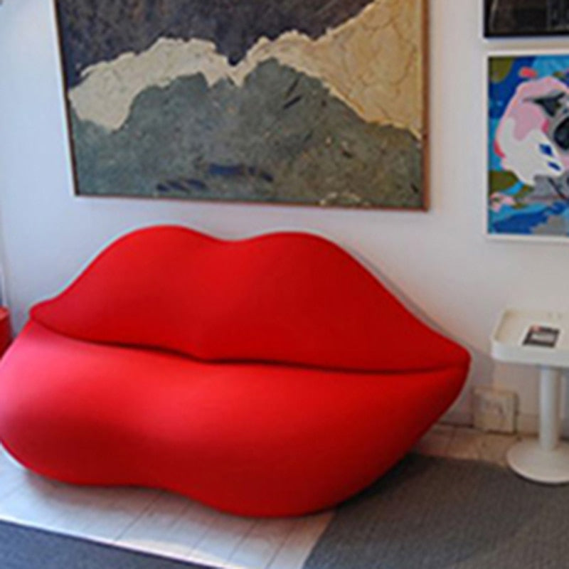 Red Lips Sofa Set