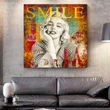 Smoky Smile: Marilyn Poster - Art iconique hypnotisant