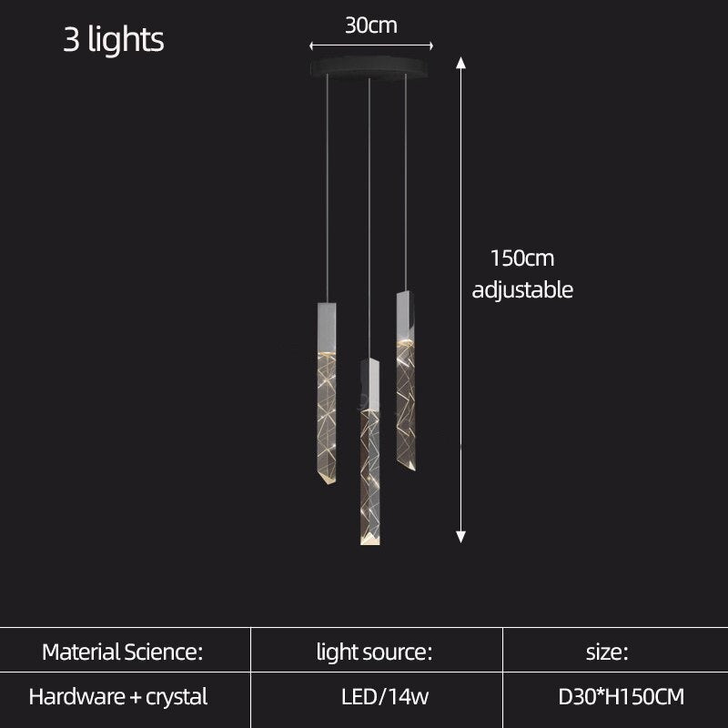 Lumière de lustre en cristal d'escalier